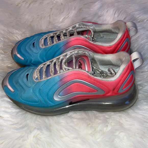 NIKE AIRMAX men’s athletic shoes, sz. 9, VG condition, blue, pink & silver.  $63 - Picture 3 of 8